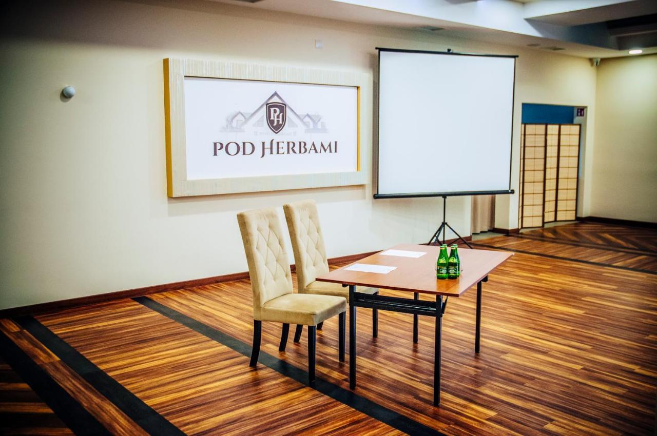 Pod Herbami Frysztak 외부 사진
